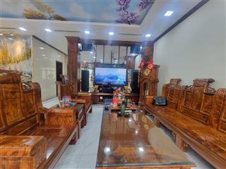 Chính chủ bán toà shophouse thành phố giao lưu  thang máy. 120m2 x 7t mt7,5m  giá 50 tỷ.