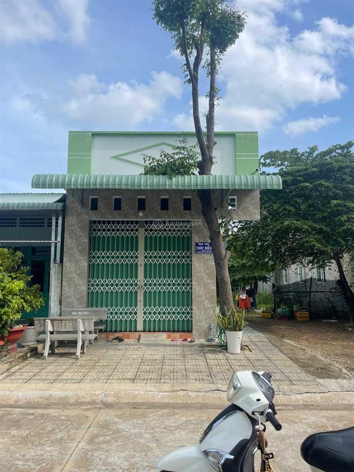 Nhà trọ đẹp phường thới hòa ngay sát kcn mỹ phước 3 150m2 có 4 phòng 1 kiot đang cho thuê. shr