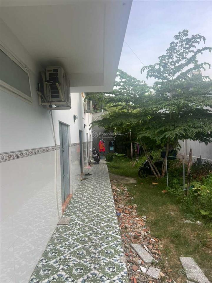 Nhà trọ đẹp phường thới hòa ngay sát kcn mỹ phước 3 150m2 có 4 phòng 1 kiot đang cho thuê. shr