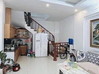 Bán nhà đẹp tại phố hạ đình, thanh xuân. ngõ rộng, ba gác. 50m ra phố. dt 35m2, 5 tầng. chỉ 6,3 tỷ