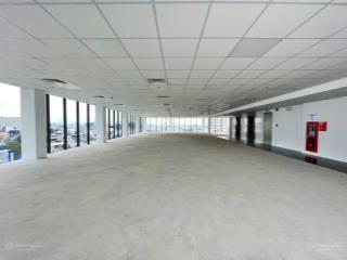 Chính chủ cho thuê văn phòng ngay sân bay tsn ,full thiết kế theo yêu cầu, 350m2 , giá thuê 75tr/th