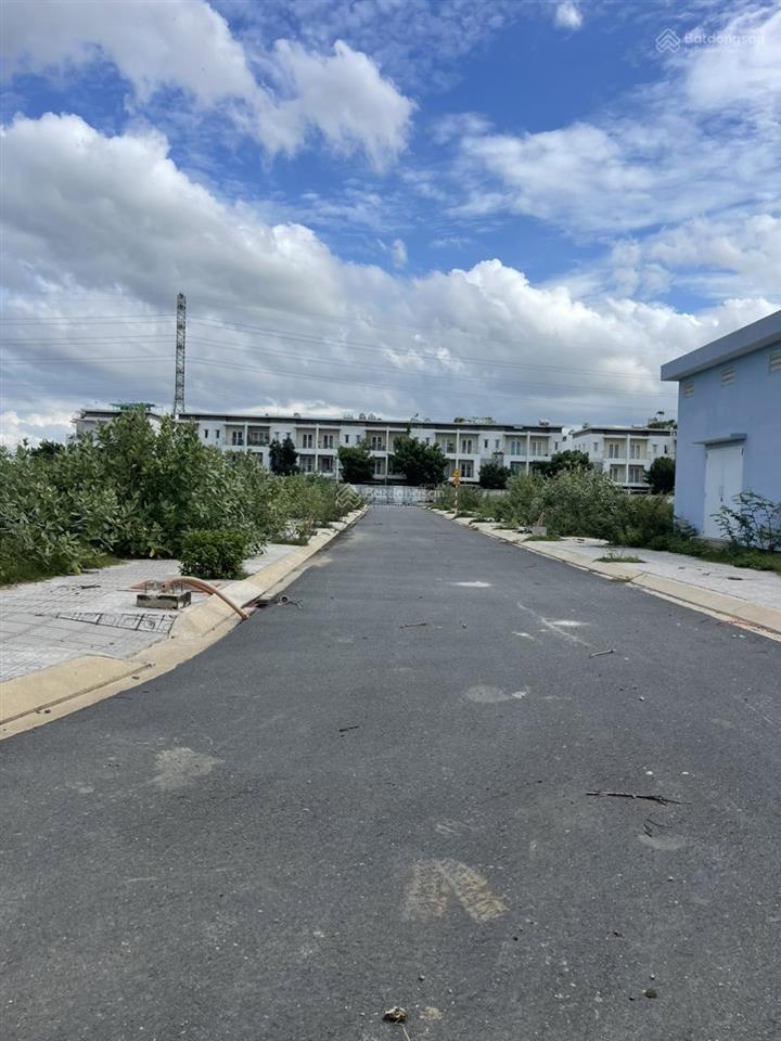 Bán đất nền đại học quốc gia 245, phú hữu, quận 9, đủ diện tích  cam kết giá tốt nhất khu vực