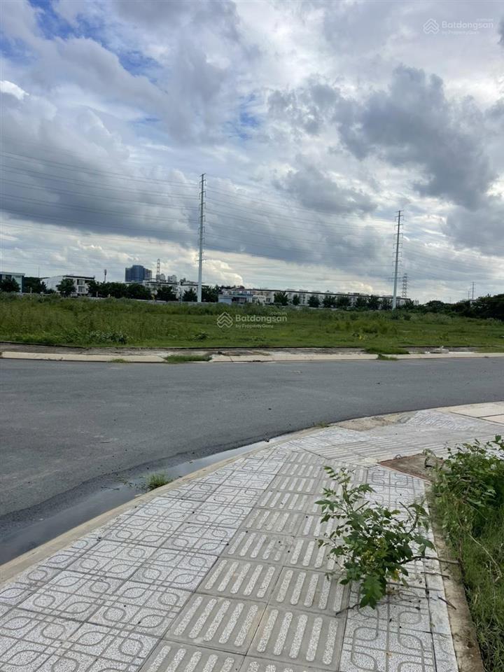 Bán đất nền đại học quốc gia 245, phú hữu, quận 9, đủ diện tích  cam kết giá tốt nhất khu vực