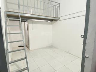 Cho thuê phòng có gác giá rẻ tiền lân 15, gần bến xe an sương, chỉ 2tr
