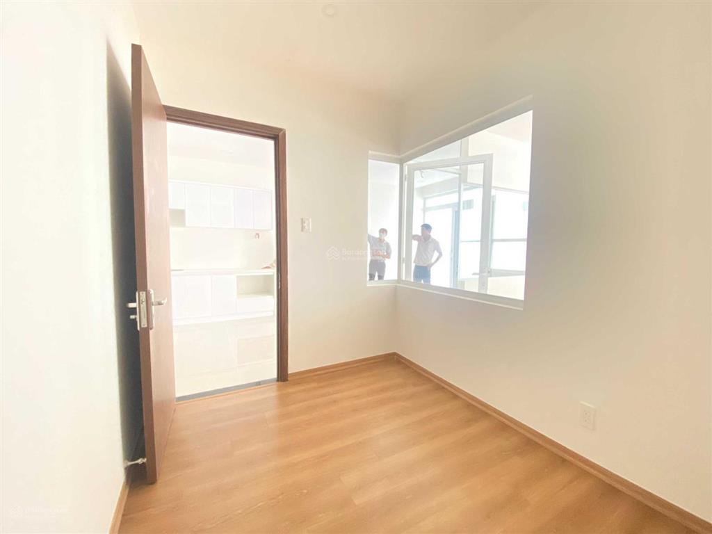 Cho thuê căn hộ 54m2 2pn, 1wc giá 7,5tr, đầy đủ nội thất giá 9,5tr.  0907 174 ***