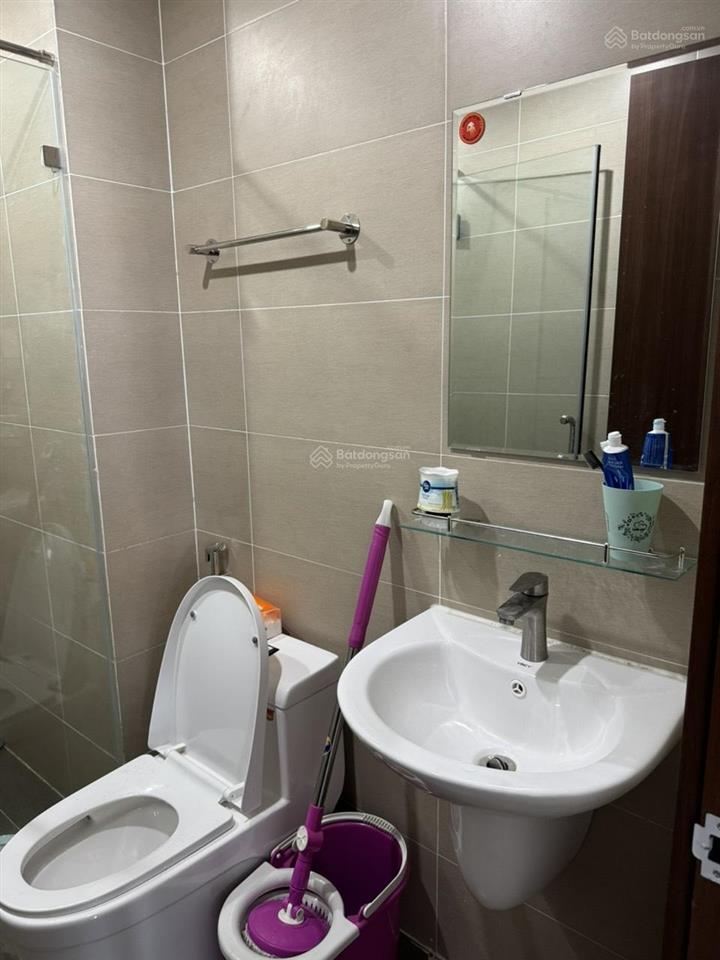 Căn hộ 2pn 2wc 72m2 nhà trống giá 9tr, đầy đủ nội thất cao cấp giá 12 tr, nhà mới vào ở liền