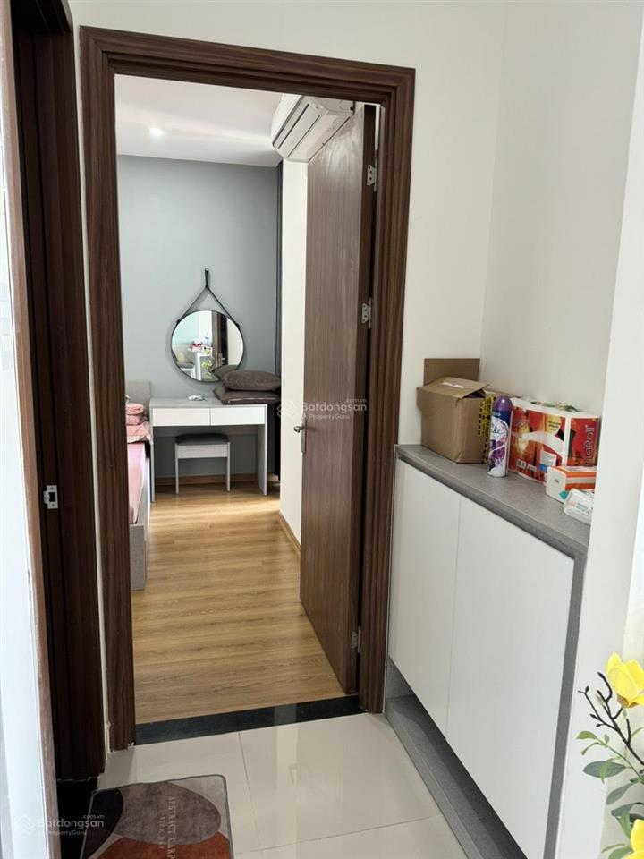 Căn hộ 2pn 2wc 72m2 nhà trống giá 9tr, đầy đủ nội thất cao cấp giá 12 tr, nhà mới vào ở liền