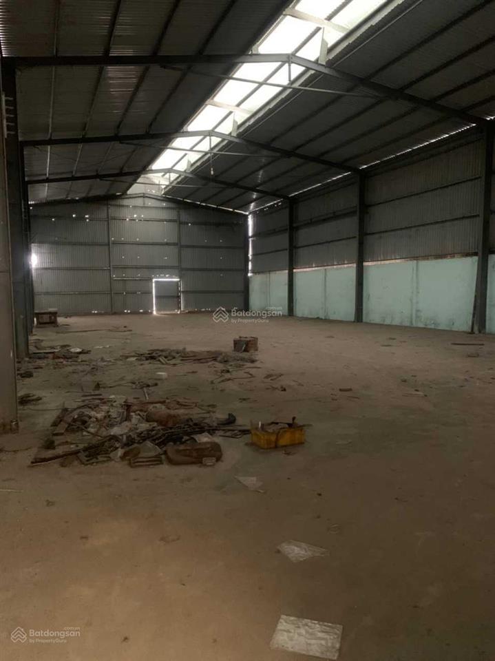 Bán đất mặt tiền hưng long, bình chánh. giá 22,5 tỷ, sẵn sổ đỏ. dt 15*60m có sẵn 300m2 thổ cư