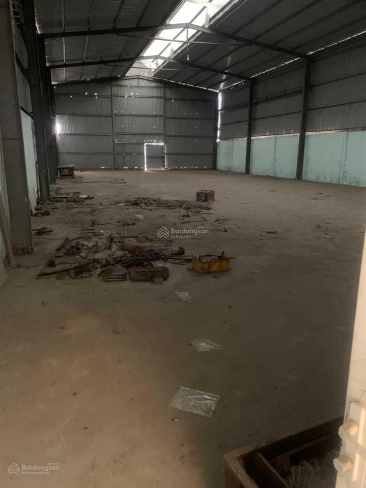 Bán đất mặt tiền hưng long, bình chánh. giá 22,5 tỷ, sẵn sổ đỏ. dt 15*60m có sẵn 300m2 thổ cư