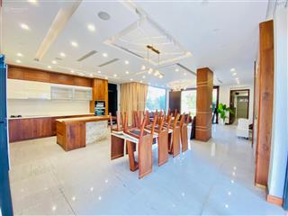 Biệt thự đơn lập lucasta villa khang điền  full nt đẹp  view sông  có xông hơi  an ninh 24/7