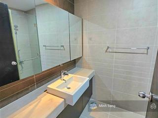 Bán căn hộ 3pn c/c kingston, phú nhuận, dt 130m2, giá 8.4tỷ,  0909 228 *** minh sang