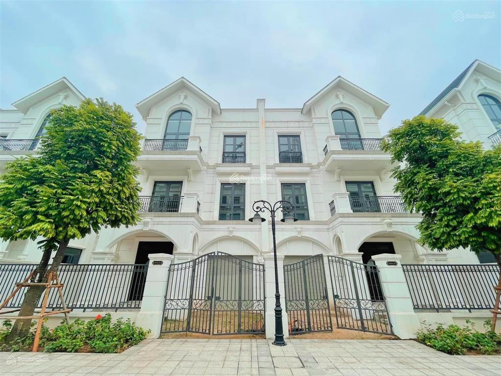 Bán căn song lập san hô 150m2, view chéo hồ gần công viên  vhocp1  gia lâm  34,x tỷ bp