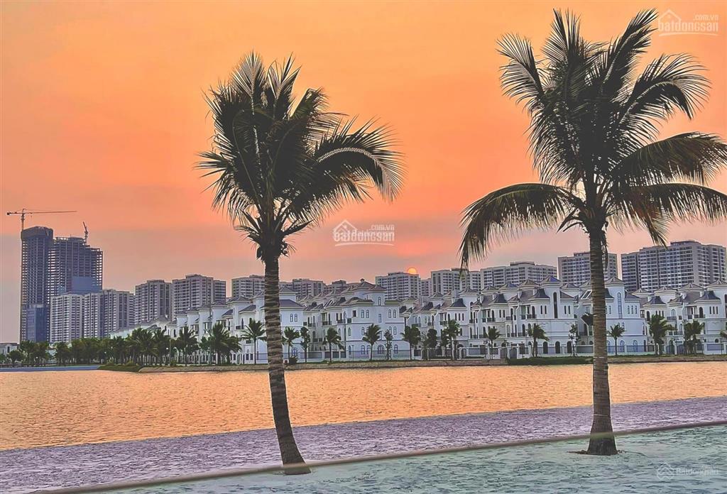 Bán căn biệt thự song lập sao biển, trục đường thông gần biển nước mặnvhocp131,x tỷ bp