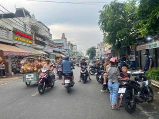 Hạ giá 500 triệu bán nhà lầu rộng rãi giá tốt trong tuần.