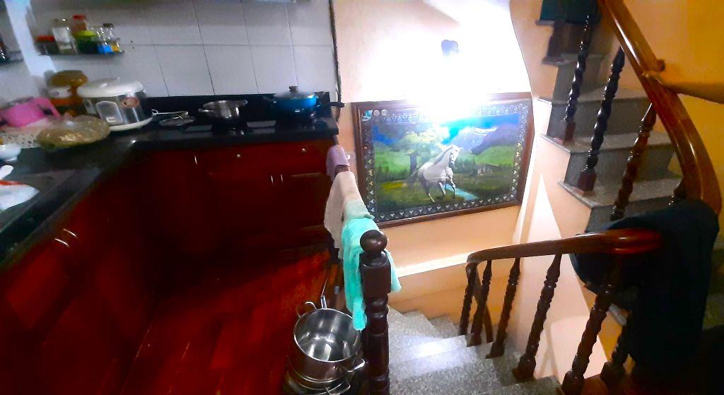 NHÀ ĐẸP 10M RA MẶT PHỐ CỔ HÀNG THIẾC HOÀN KIẾM - 5TẦNG 3PN 70M2 SÀN - CHỈ 4,95 TỶ TL.