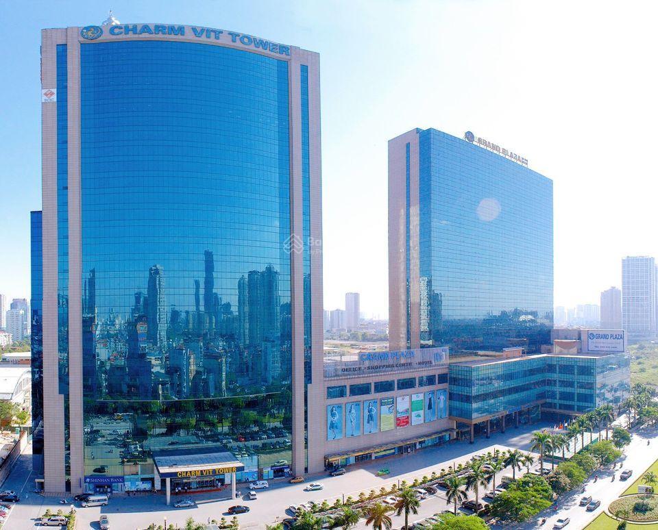 Bql cho thuê văn phòng charmvit tower  trần duy hưng. dt 280m2 cắt lẻ từ 100m2 vào luôn