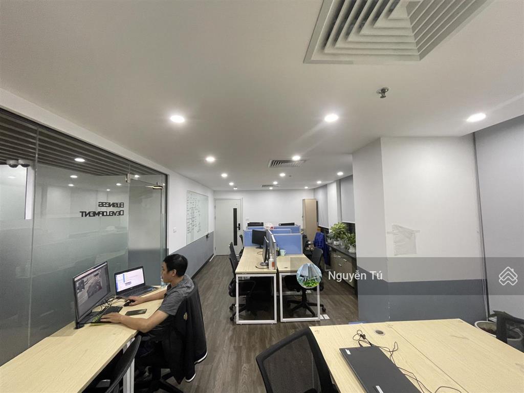 Bql cho thuê văn phòng mỹ đình plaza 2  nguyễn hoàng. dt 200m2 vào được luôn, miễn phí ngoài giờ