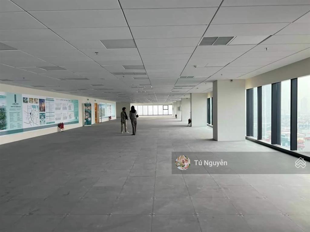 Trực tiếp cđt tòa lancaster luminaire đường láng  đống đa cho thuê văn phòng 1.000m2