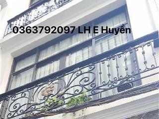 Nhà đẹp ở luôn,  33 m2, 6 tầng, 4,2 mt, 7 tỷ nhỉnh, hồ tùng mậu 
    ngay e huyền 0363 792 ***