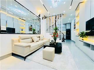 Nhà phố lụa 30m2 5t ngõ nông ngõ thông tứ tung chỉ hơn 5 tỷ