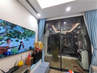 Chính chủ bán gấp căn hộ 2 ngủ, dt 70 m2 mỹ đình plaza 2  nguyễn hoàng.  0935 873 ***