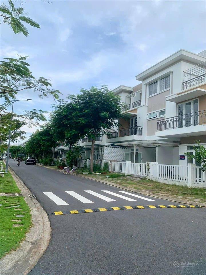 Giá tốt nhất khu lovera park, 75m2 hoàn thiện  7 tỷ. hướng tây không lỗi phong thủy.  em tú gấp