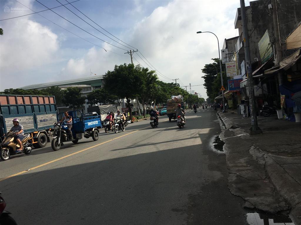 Bán nhà cấp 4 tạm mặt tiền dương thị mười. dt 5x20.5m = 102m2 đất ở giá 11ty  0919 147 ***