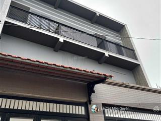 Cho sv thuê phòng trống 1,9tr có bancon  nhà 4 pn gần sông sài gòn