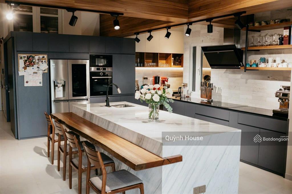 Duplex sky villa dt 353m2 5 phòng ngủ thiết kế sang trọng giá 28,7 tỷ
