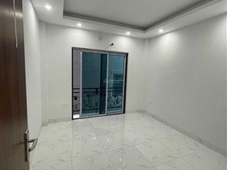 Cho thuê căn hộ 2ngủ rộng 60m2 ở sát trinh văn bô, ra mỹ đình 3p vài bước bộ ra fpt giá chỉ 6tr