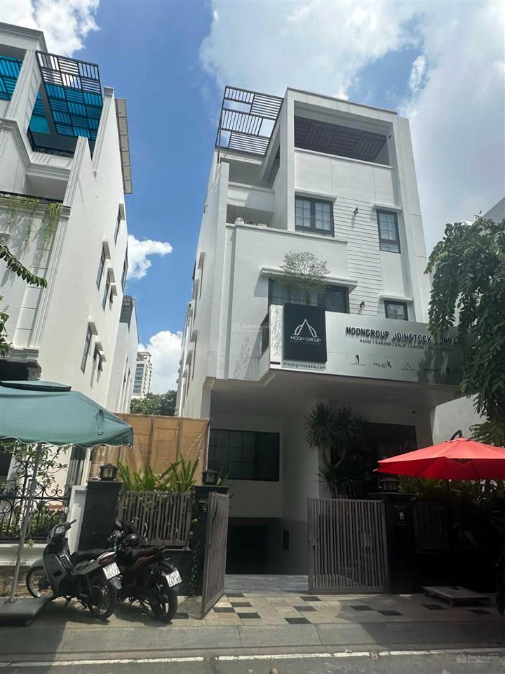 Kẹt tiền cần bán gấp căn nhà khu compound saigon mystery villas đảo kim cương q2