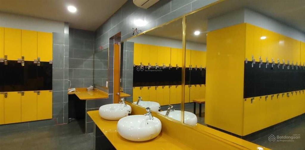 (siêu hiếm) mặt bằng 1600m2 mặt tiền quận 3, ngang 20m*45m2