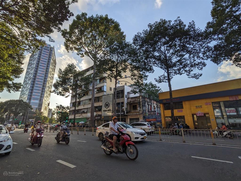 Mặt bằng 1500m2 mặt tiền 122 trần hưng đạo q1 ngay pullman