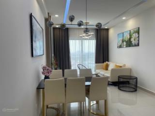 Cho thuê the sun avenue, 96m2  19tr/th, full nội thất cao cấp đẹp, view landmark.  0939 833 ***