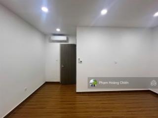 Cho thuê shophouse lakeview city 5x20m giá 30 triệu, hoàn thiện cơ bản, có thang máy,  0907 110 ***