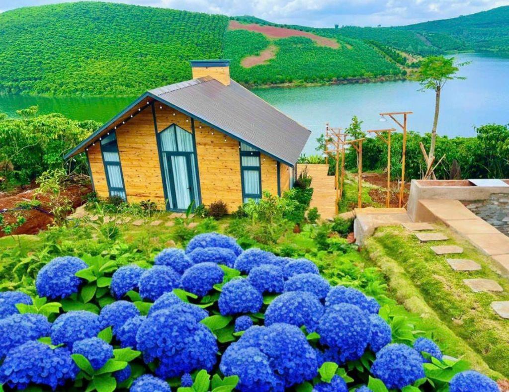 739 triệu/1010m2 nền đất hồ đắk long thượng, view hồ, view đồi, có glamping, homestay du lịch