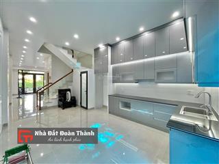 60m2 nhà xây mới độc lập thang máy tuyến 2 lê hồng phong