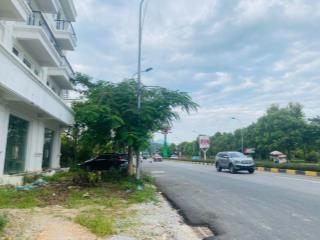 Bán nhà phố Quốc lộ 2B,  Định Trung, Vĩnh Yên, DT 113m2