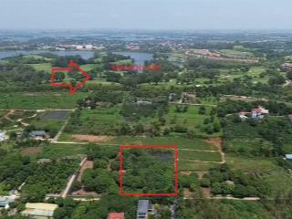 Giá cực rẻ! 2.800m2, lô góc 2 mặt tiền, 3 mặt thoáng, cạnh sân golf sky lake cực đẹp!