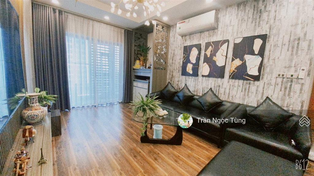 Hot! bán gấp ch 2pn 89m2 giá chỉ 9,5 tỷ, có thể nhận nhà được luôn.  0981 614 ***