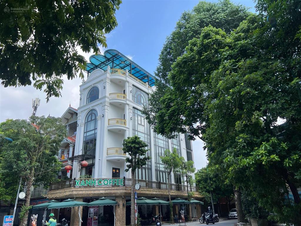 Lô góc 366m2 xây thô vườn hồng và bt 210m2 lô góc xây thô. 216m2 xây thô và và 240m2 0984 042 ***