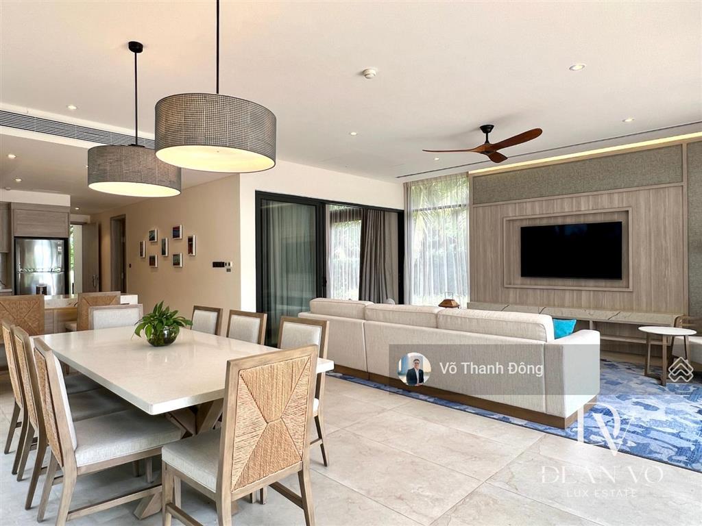 Bán biệt thự 3 phòng ngủ 677m2 trực diện biển melia, giá tốt nhất hồ tràm, giá chỉ 38.5 tỷ