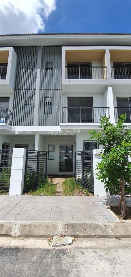 Bán gấp nhà phố beomes 75m2 trục thông.  0866 666 ***