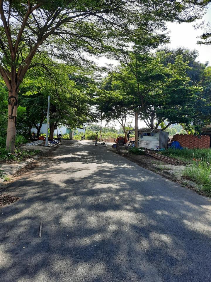 Bán đất gia hòa 10x20m sát công viên trung tâm phước long b,quận 9 giá tốt nhất khu vực