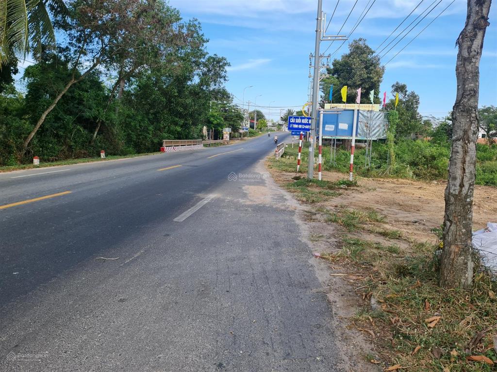 Bán lô đất đẹp mặt tiền quốc lộ 55, ngay vòng xoay ven biển 994