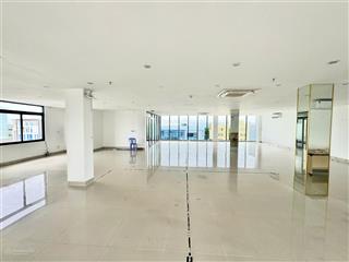 Văn phòng 200 m2 chỉ 33 tr/tháng.  ngay 0935 999 *** office danang