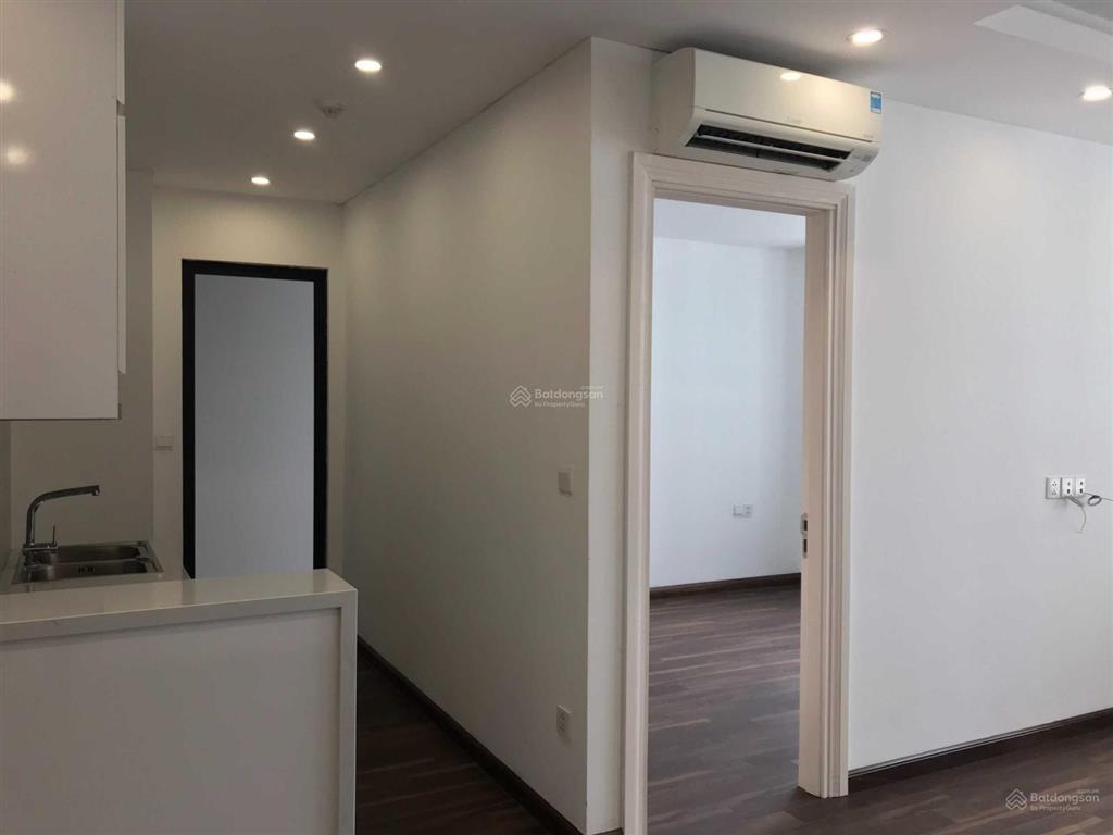 Chính chủ cần bán căn hộ chung cư cao cấp eco city 73m2, 2pn  kđt việt hưng, long biên