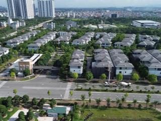 Bán căn biệt thự mặt hồ dt 270m2 tại khu lakeside villa