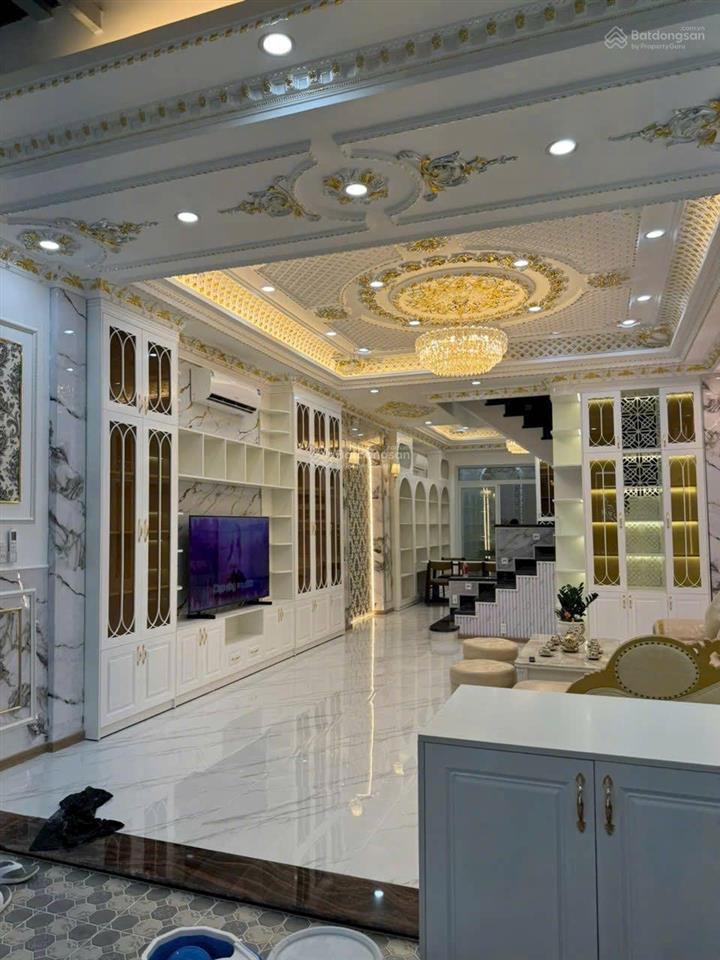 Nhà phố tân cổ điển mặt tiền hẻm xe hơi 8m 28 đào tông nguyên nhà bè  5m x 19m gara xe giá 8,66 tỷ