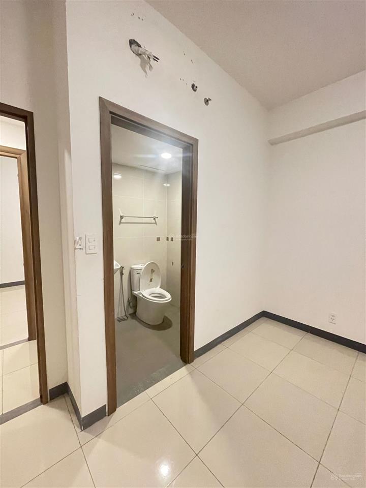 Cc đã có sổ hồng riêng  bán căn hộ 3pn 2wc có ban công, nhà mới sạch sẽ
